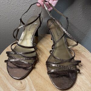 Lulu Townsend Strappy Open Toe Sandals Metallic Shiny Party Heels Women’s sz 10M